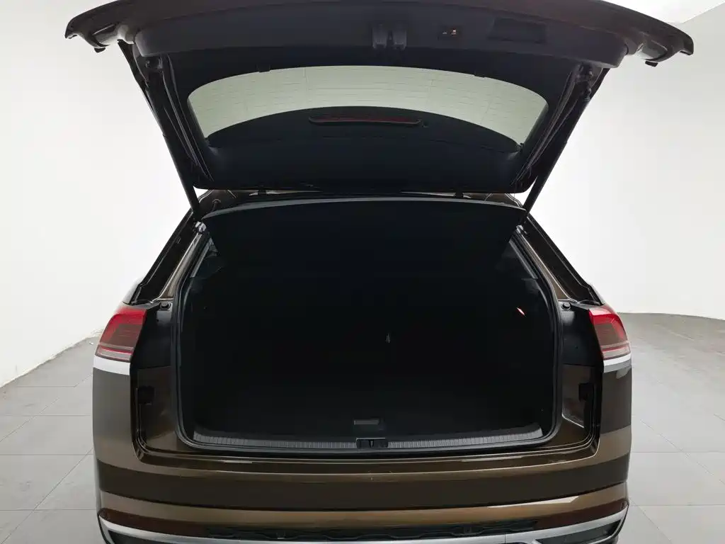 Volkswagen Teramont — миниатюра 16
