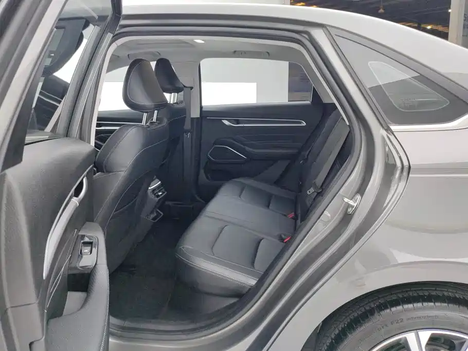Geely Emgrand — миниатюра 11