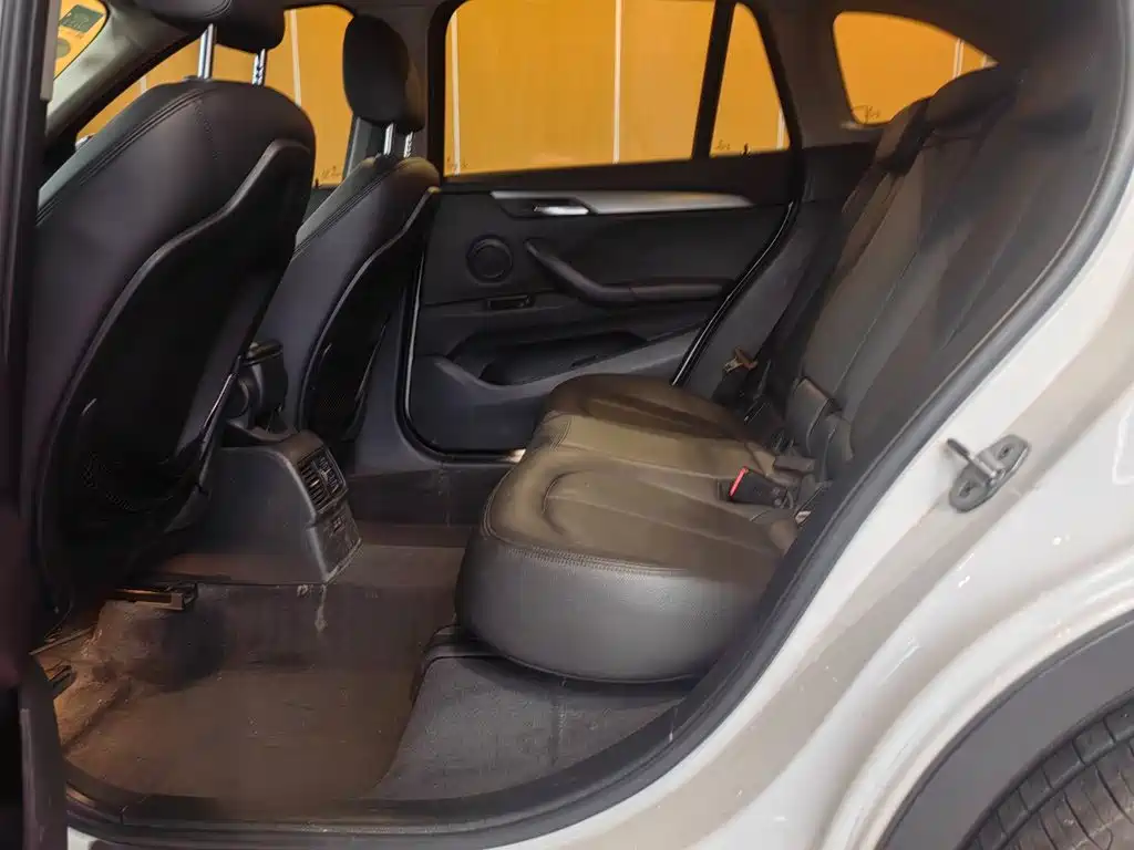 BMW X1 — миниатюра 13