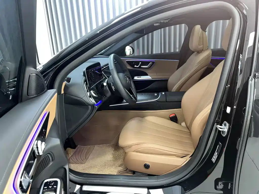 Mercedes-Benz E-Class (Import) — миниатюра 7