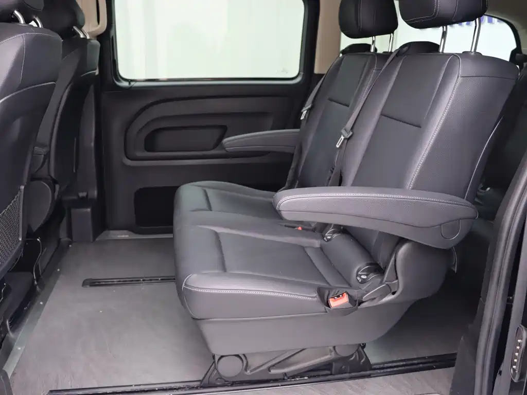Mercedes-Benz Vito — миниатюра 15