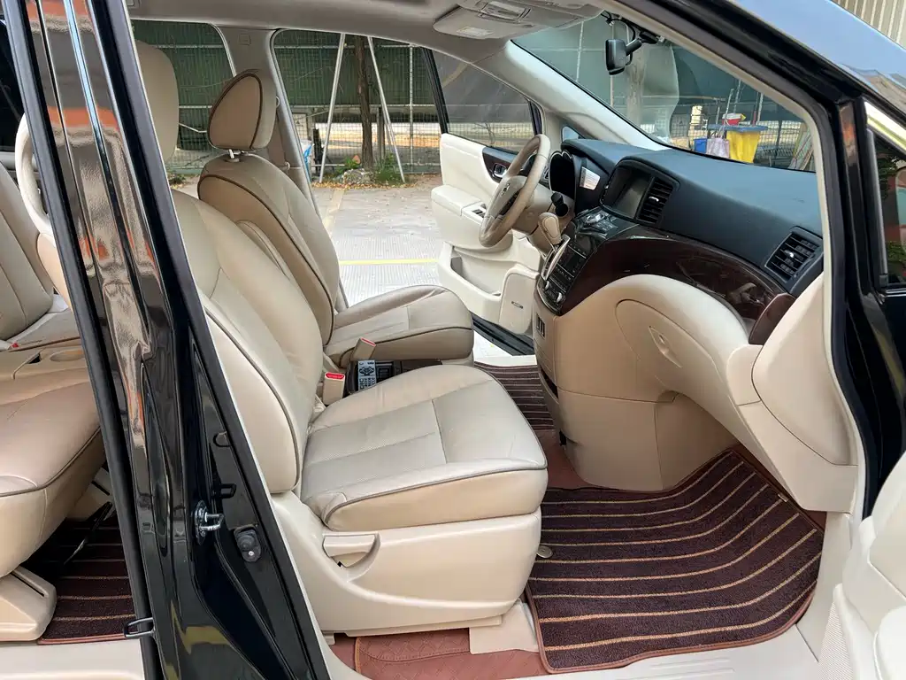Nissan Quest 2015 3.5L SL
