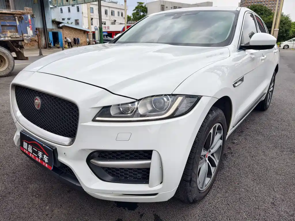 Jaguar F-PACE 2017