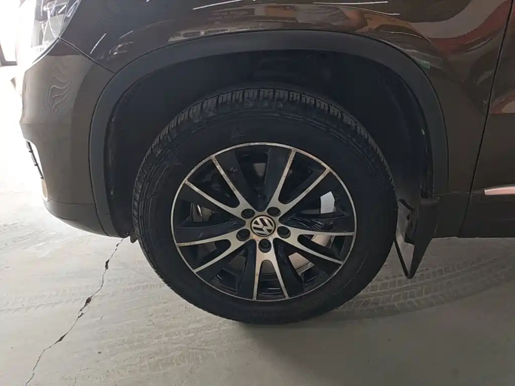 Volkswagen Tiguan — миниатюра 23
