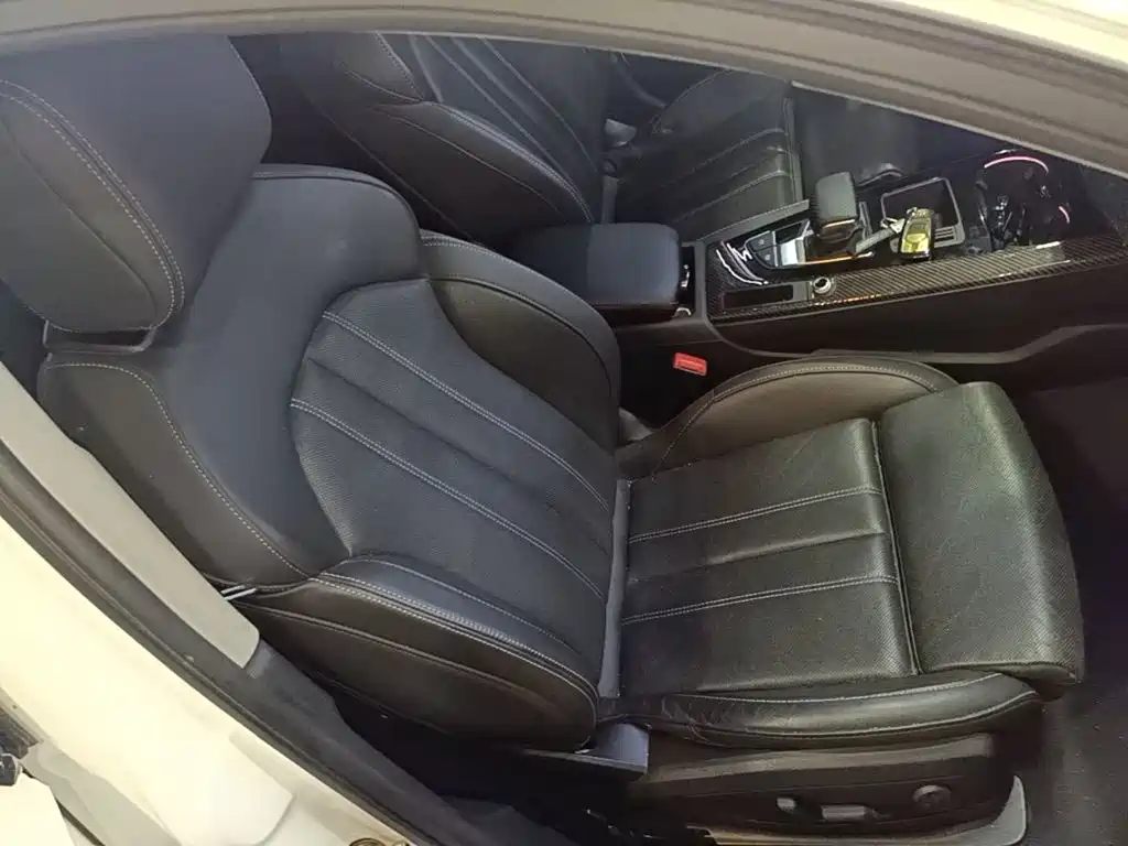 Audi A4L — миниатюра 25