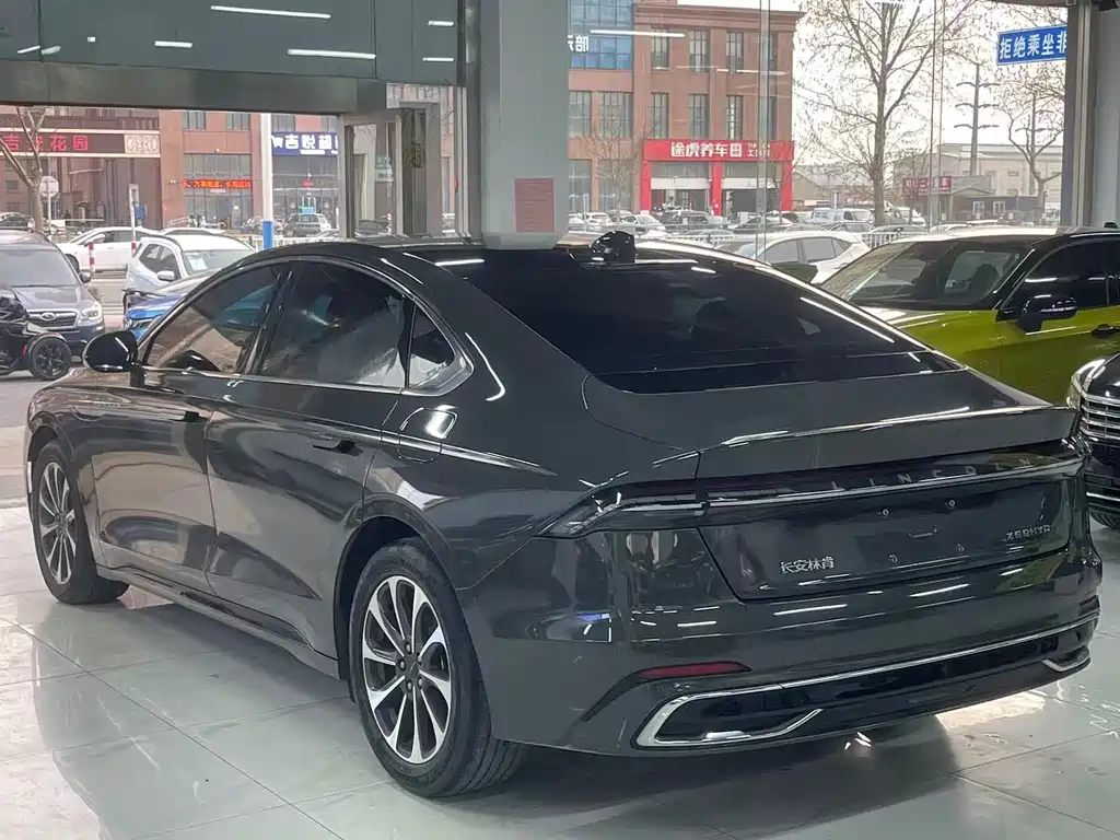 Lincoln Z 2022 i Premium