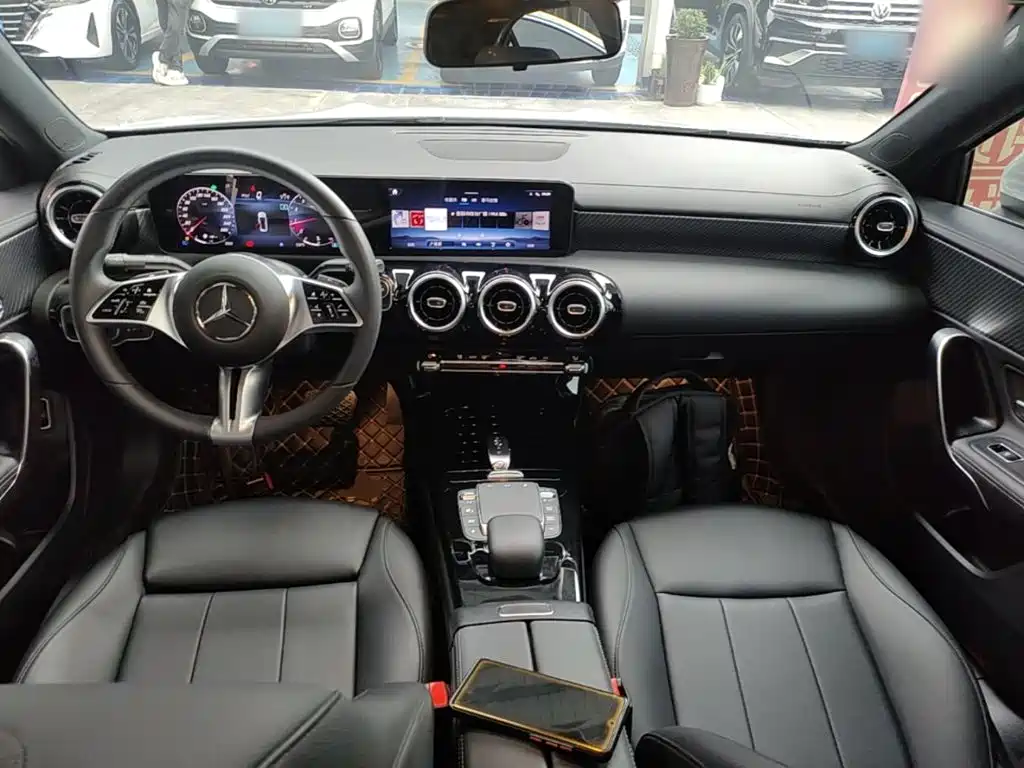 Mercedes-Benz A-Class — миниатюра 10