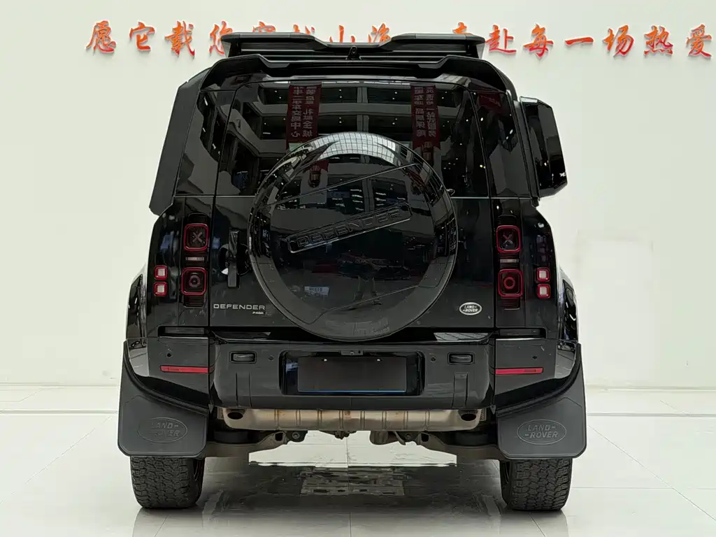 Land Rover Defender — миниатюра 5