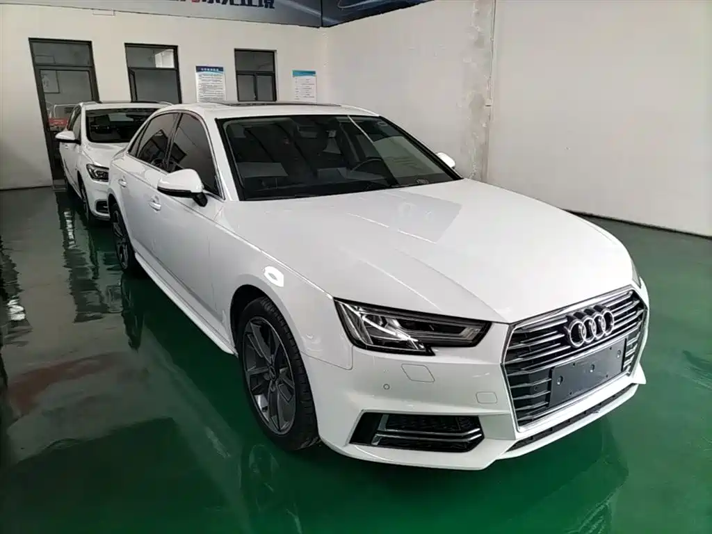 Audi A4L 2019 40 TFSI VI