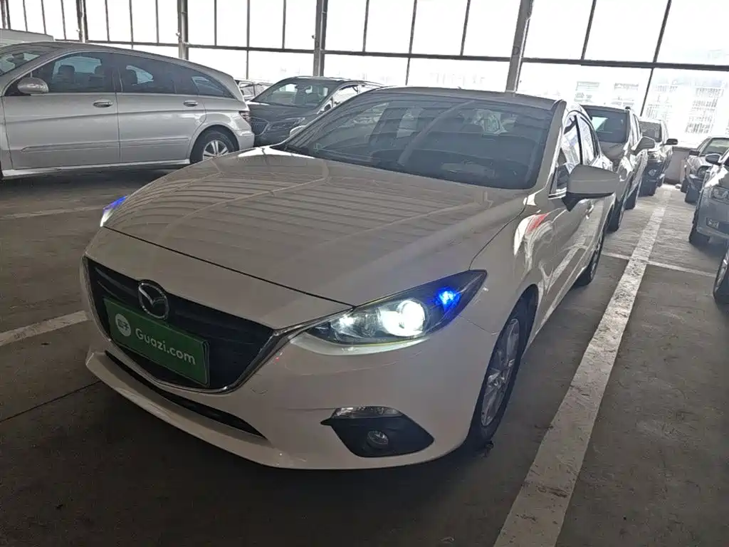 Купить Mazda 3 Axela