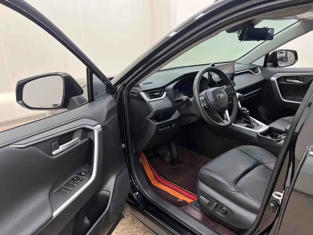 Toyota Wildlander — миниатюра 9
