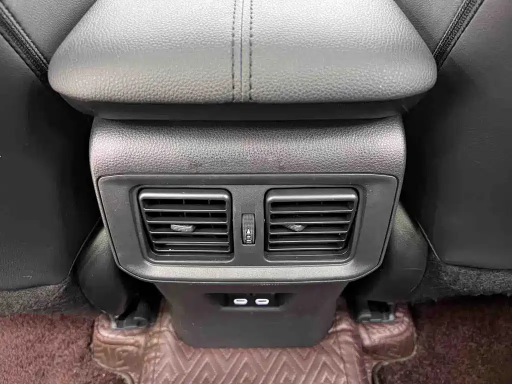 Toyota Wildlander — миниатюра 14