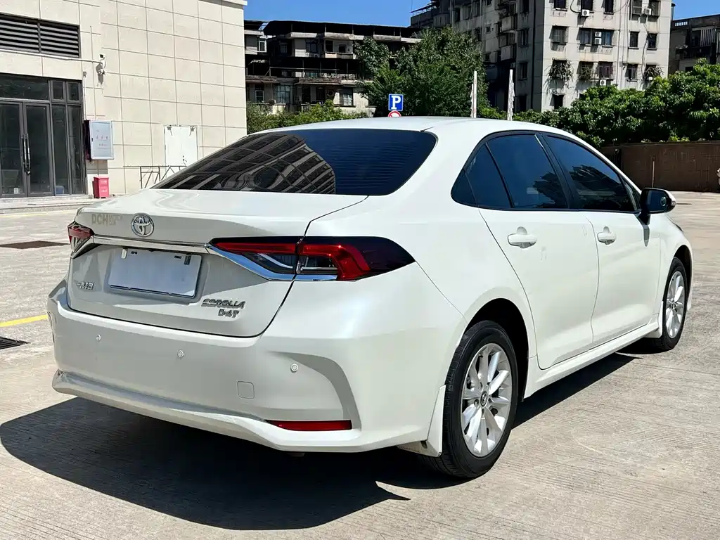 Toyota Corolla — миниатюра 7