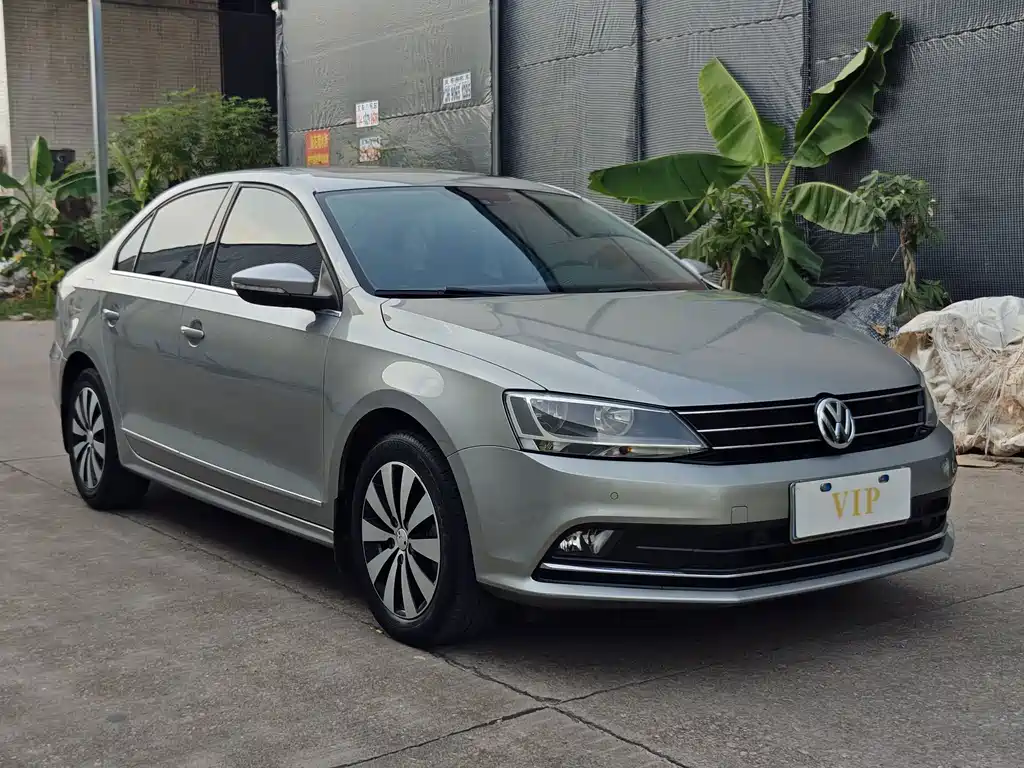 Volkswagen Sagitar — миниатюра 3