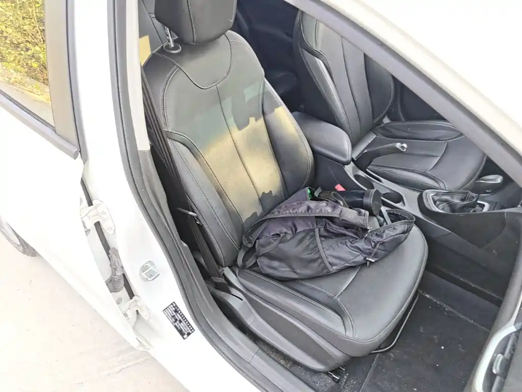 Buick Excelle — миниатюра 25