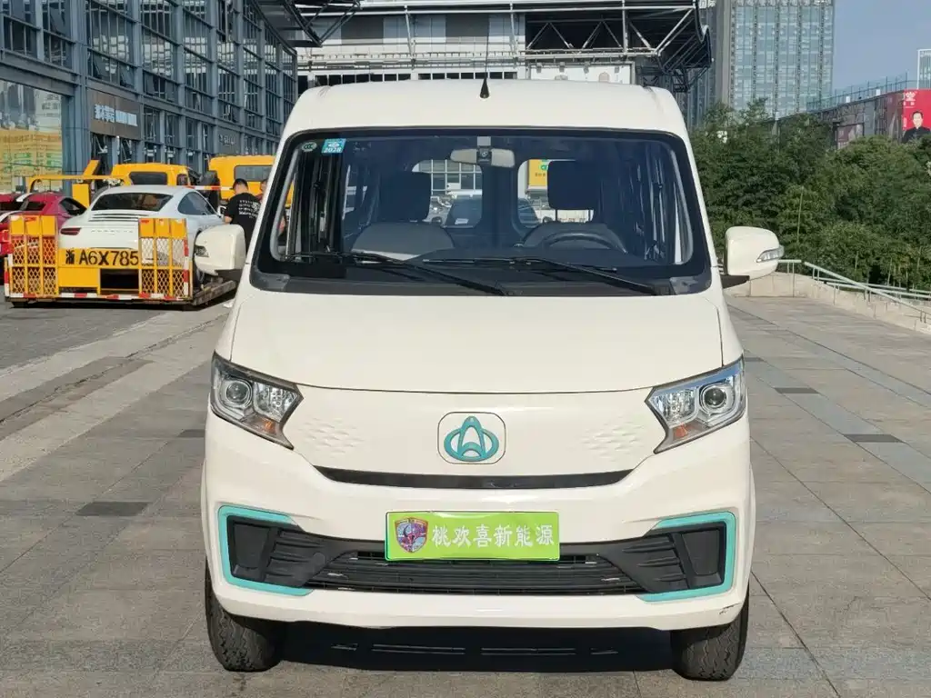 Kuayue Kuayue Star V7 EV — миниатюра 2