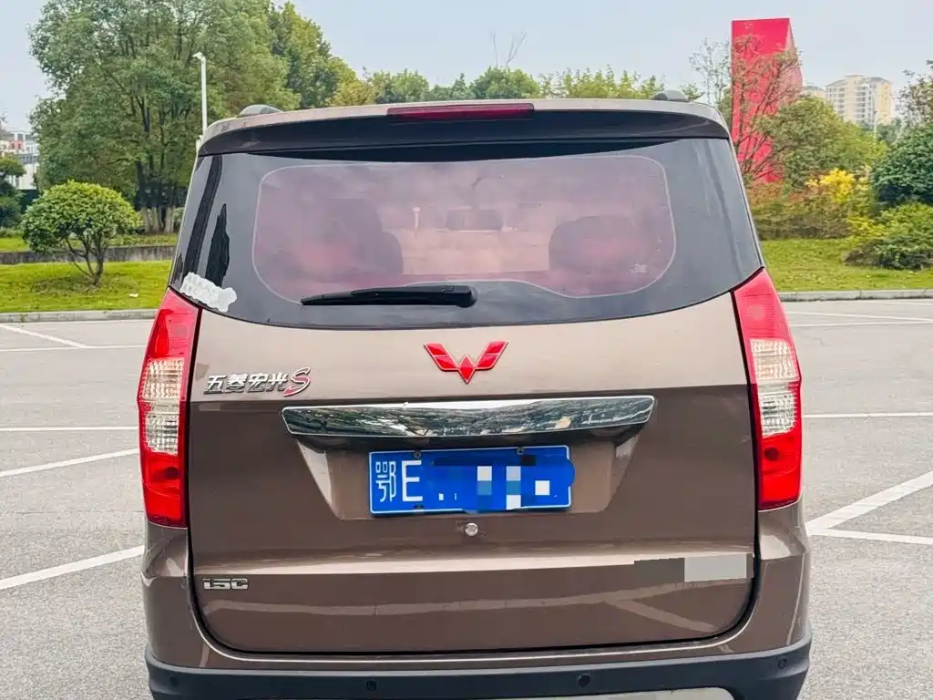 Wuling Hongguang — миниатюра 3