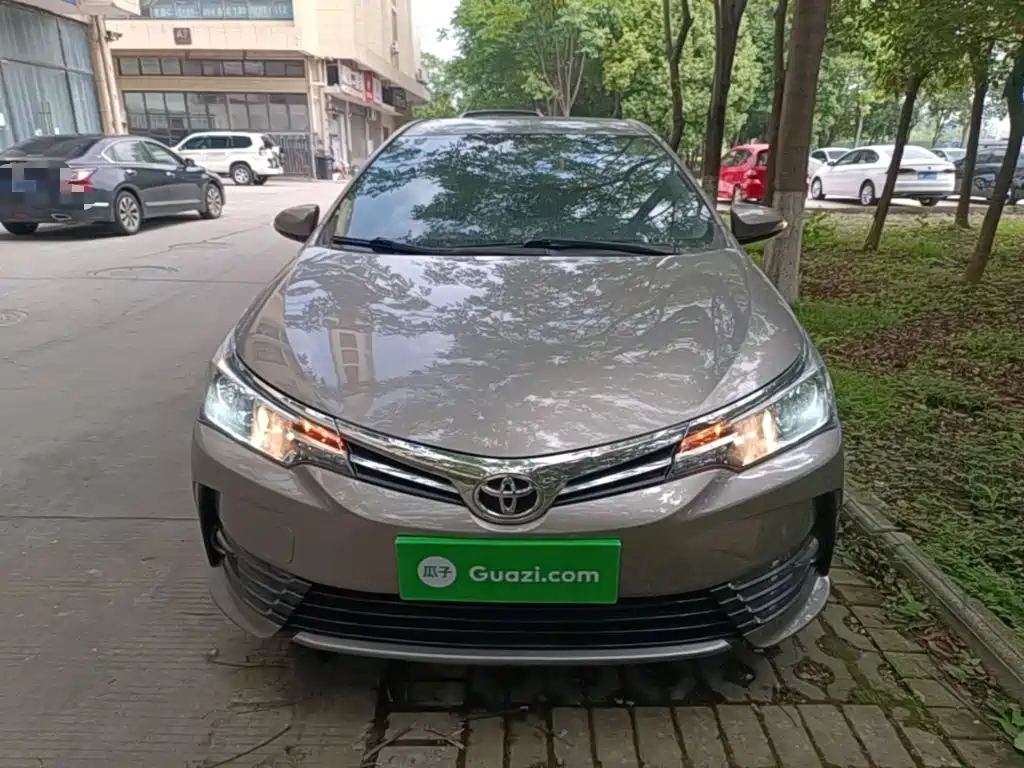 Toyota Corolla — миниатюра 3
