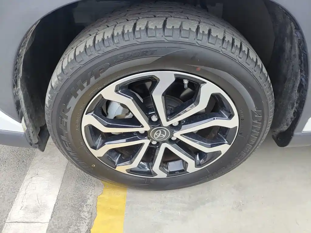 Toyota Frontlander — миниатюра 23
