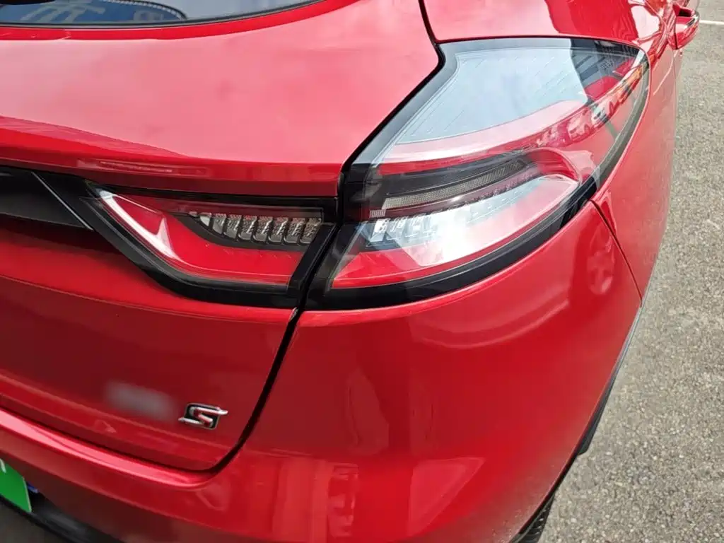Geely Emgrand S — миниатюра 8
