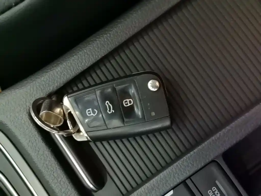 Volkswagen Golf — миниатюра 9