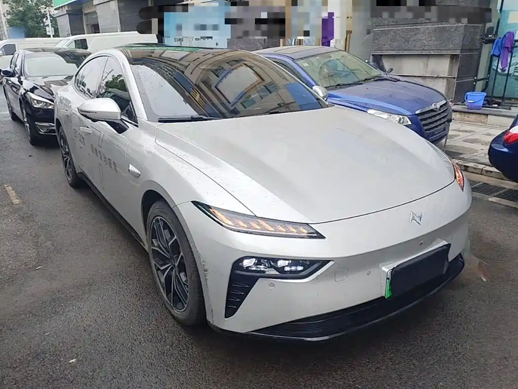 Dongfeng eπ007 2025 565 Max
