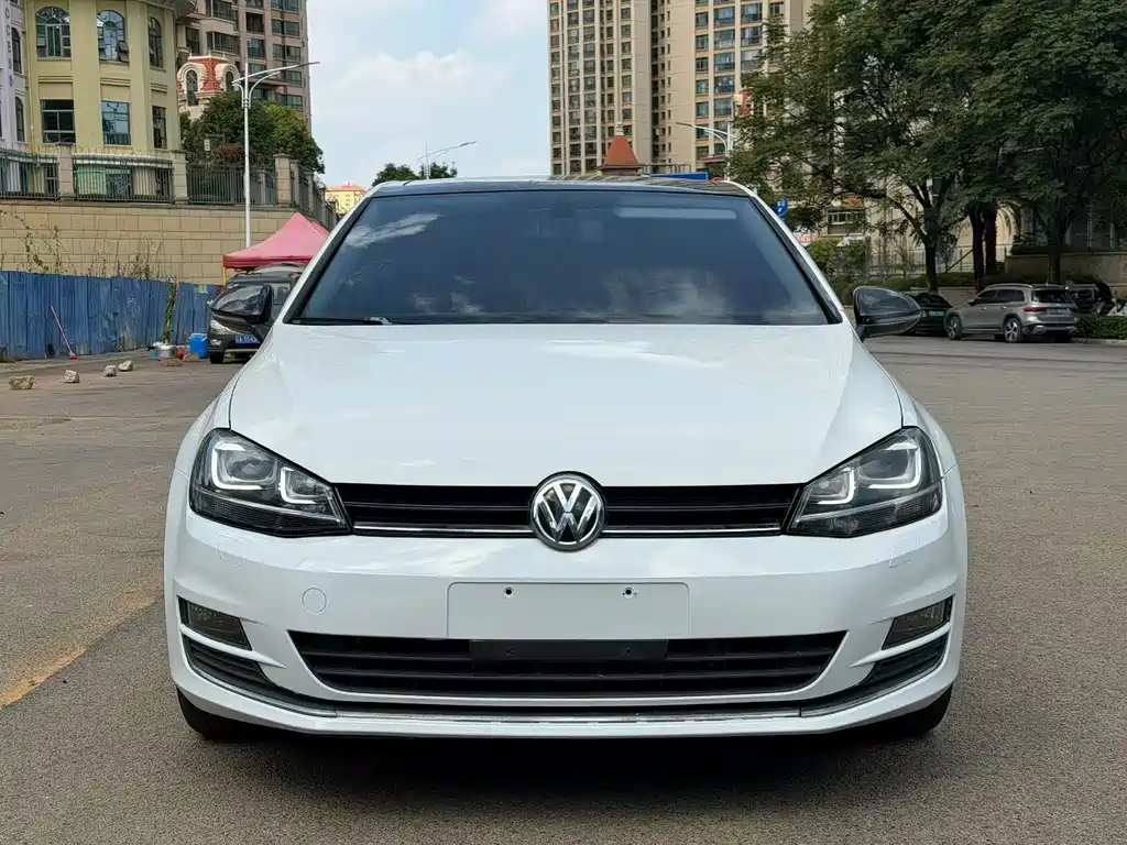 Volkswagen Golf — миниатюра 2