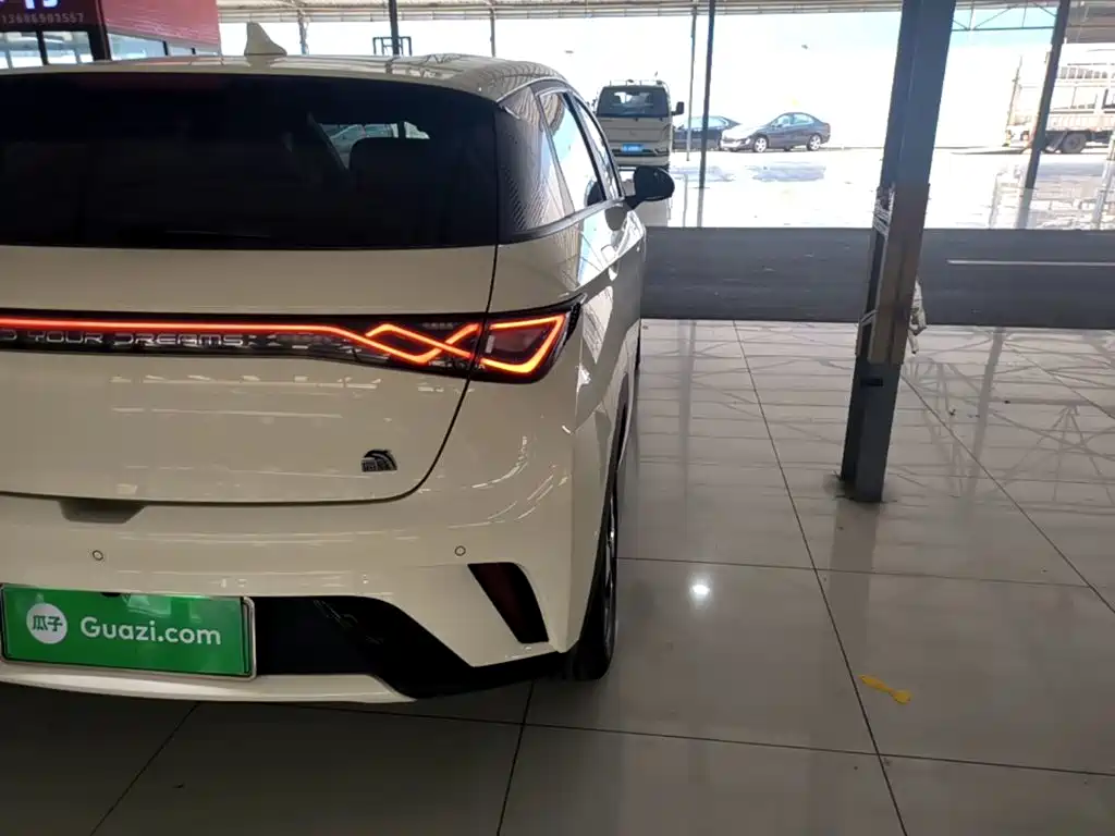 BYD Dolphin — миниатюра 8