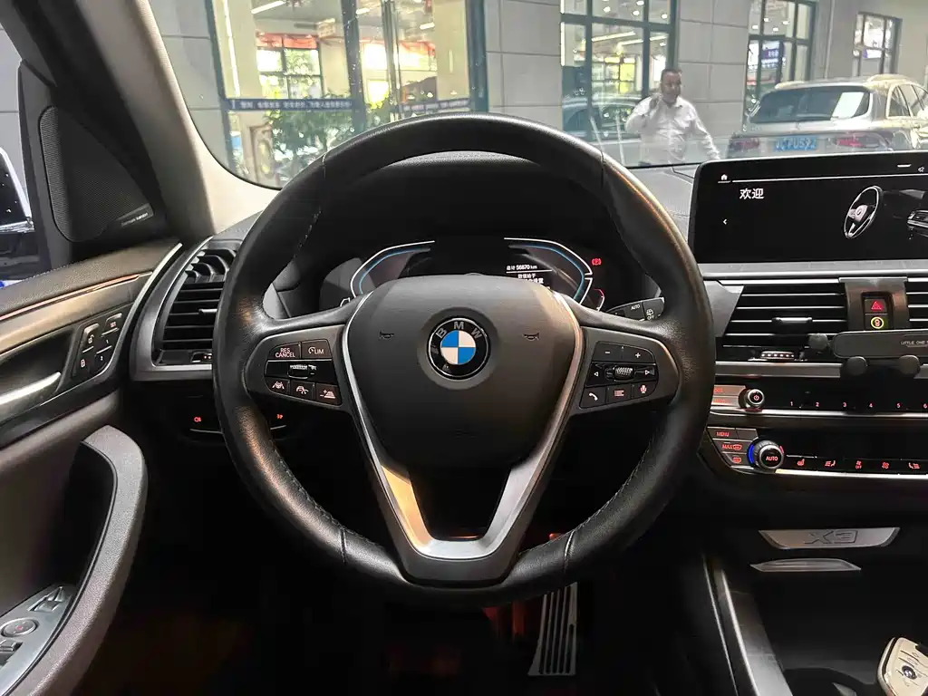 BMW X3 — миниатюра 18