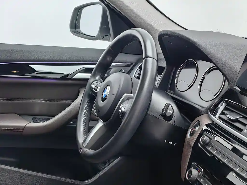 BMW X1 — миниатюра 22