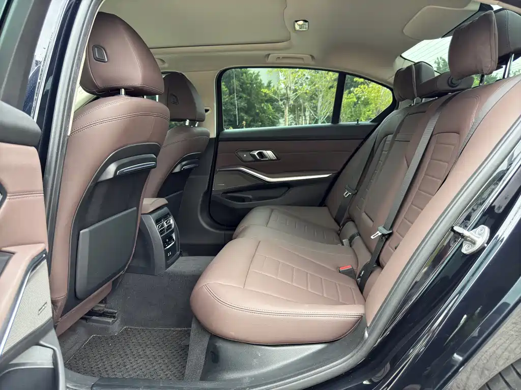 BMW 3 Series — миниатюра 7