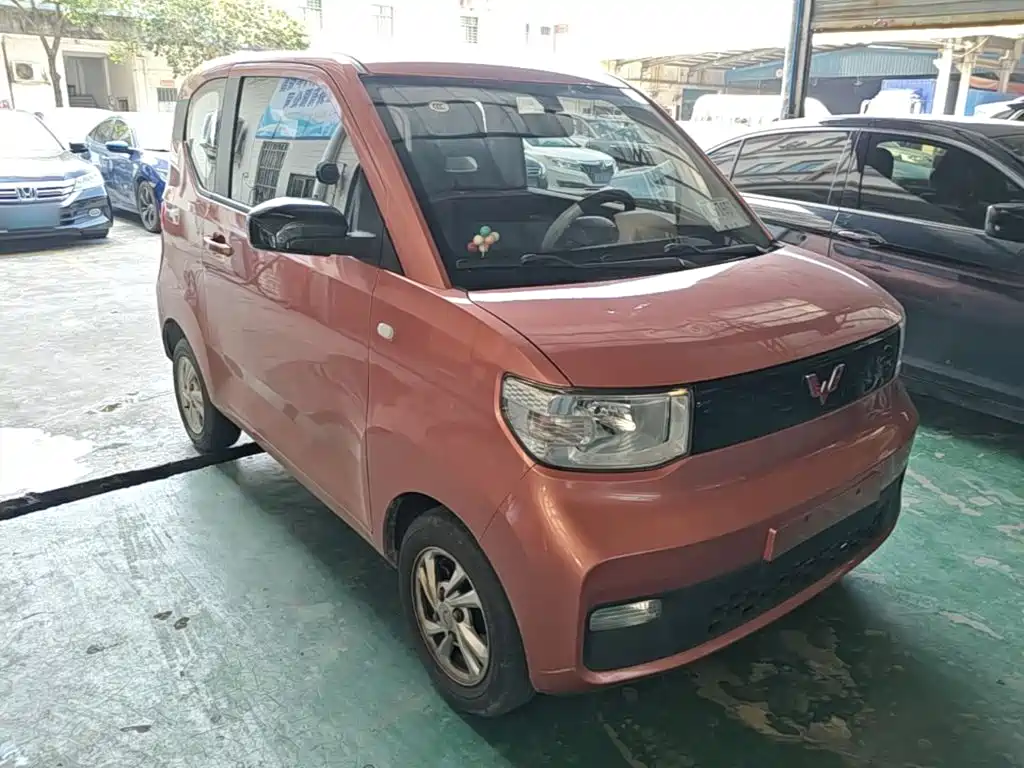 Wuling MINIEV — миниатюра 4