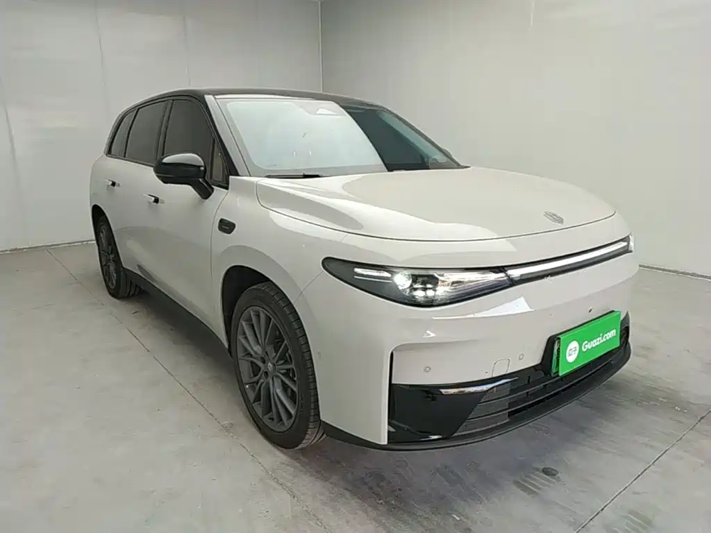 Leapmotor Leapmotor C10 — миниатюра 4