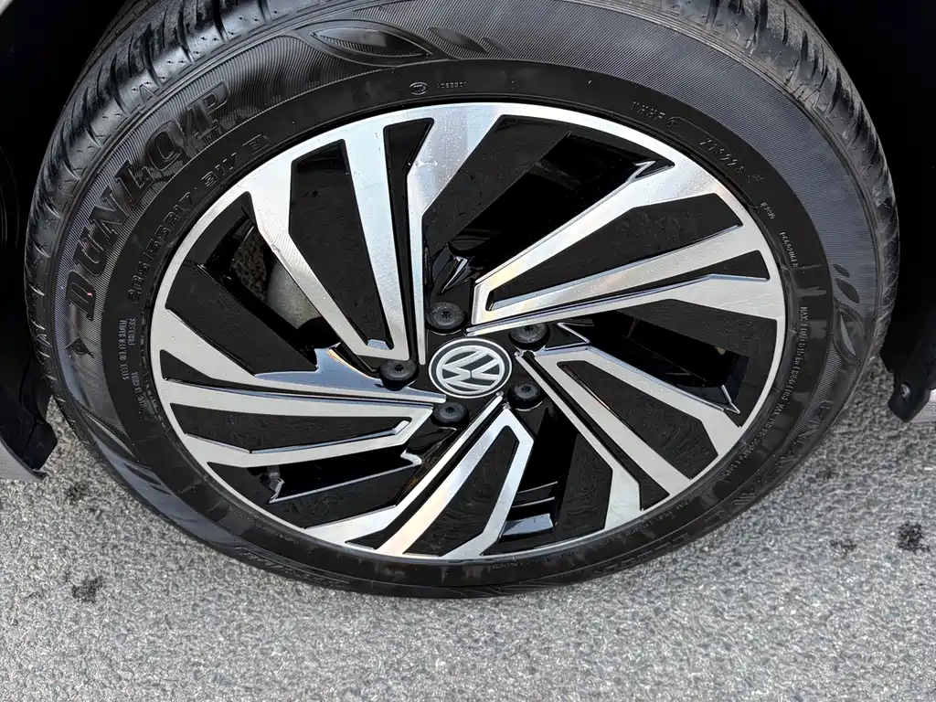 Volkswagen Sagitar — миниатюра 18