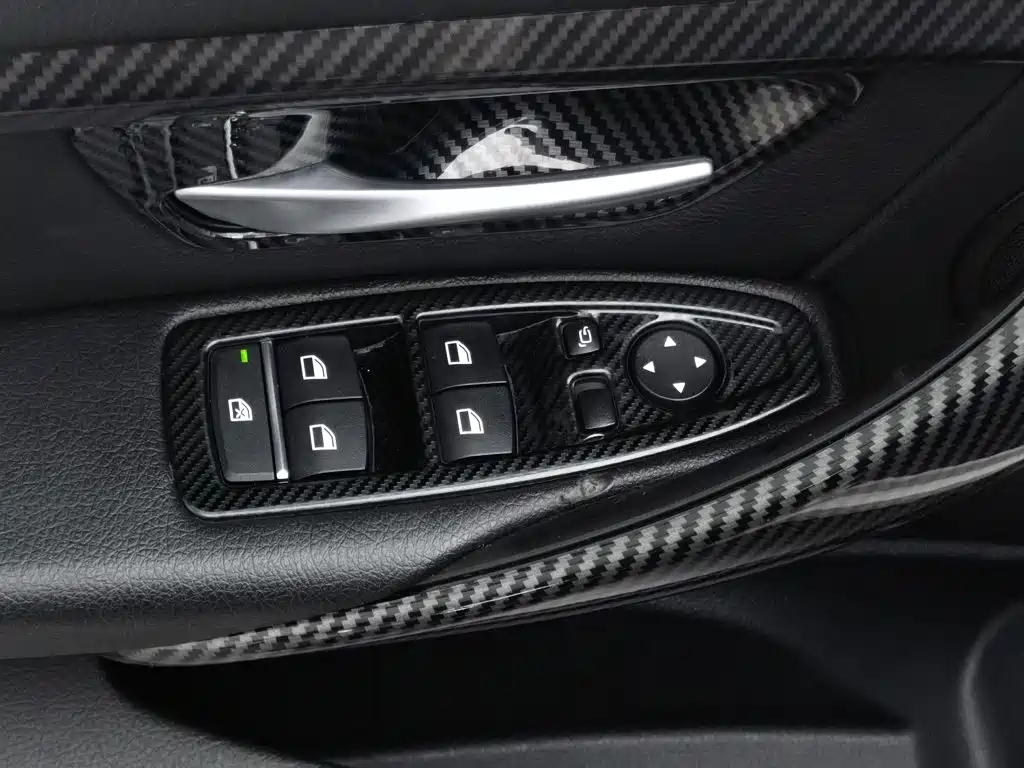 BMW 3 Series — миниатюра 9