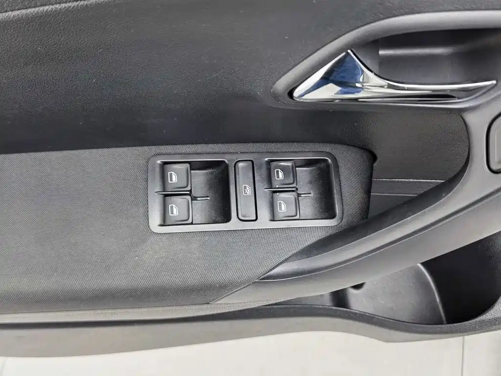 Volkswagen Polo — миниатюра 9