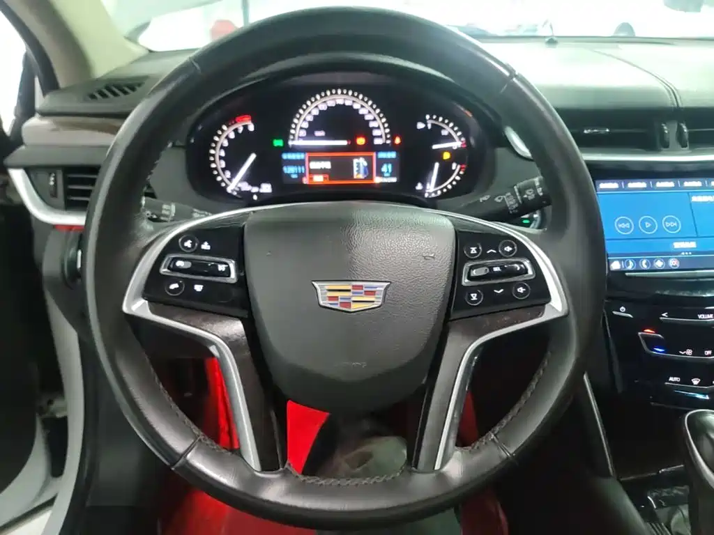 Cadillac XTS — миниатюра 11