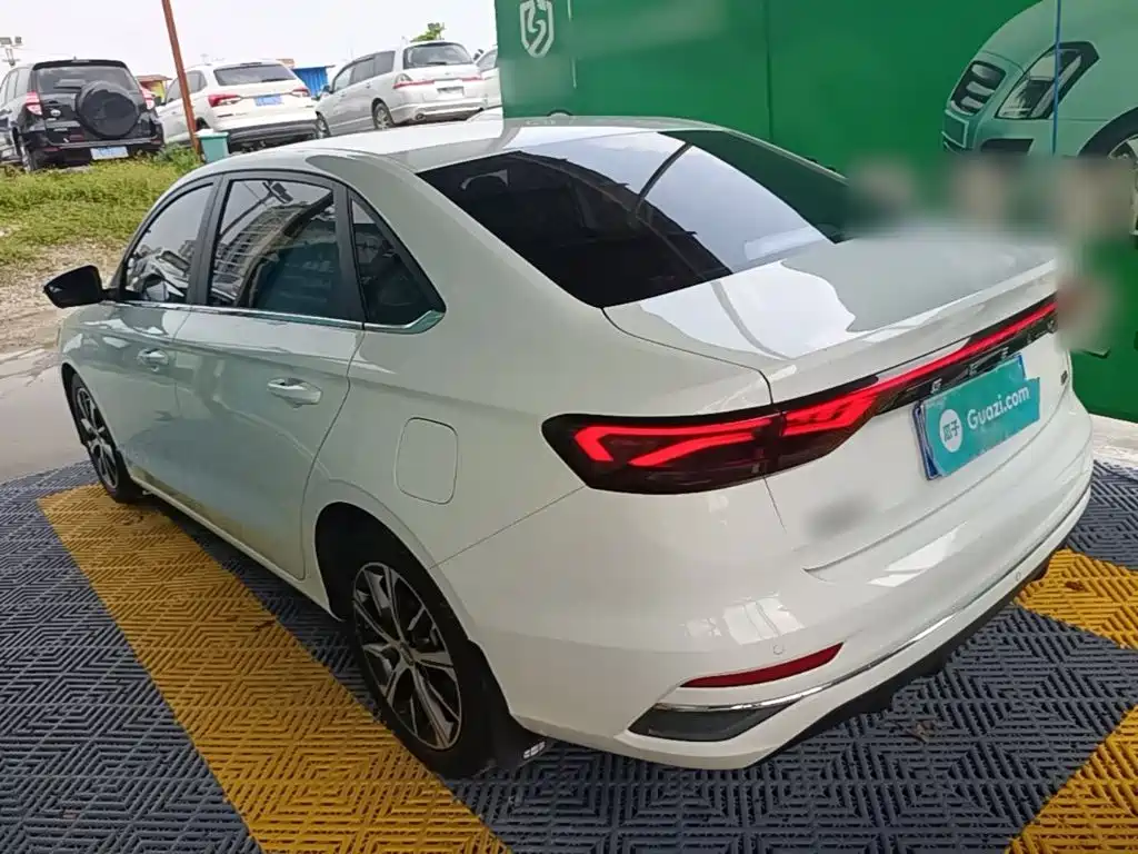 Geely Emgrand — миниатюра 5
