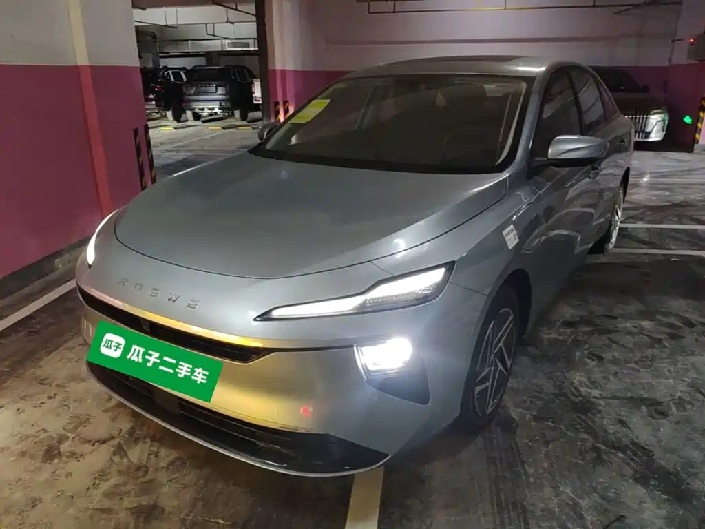 Roewe D6 2025 450km