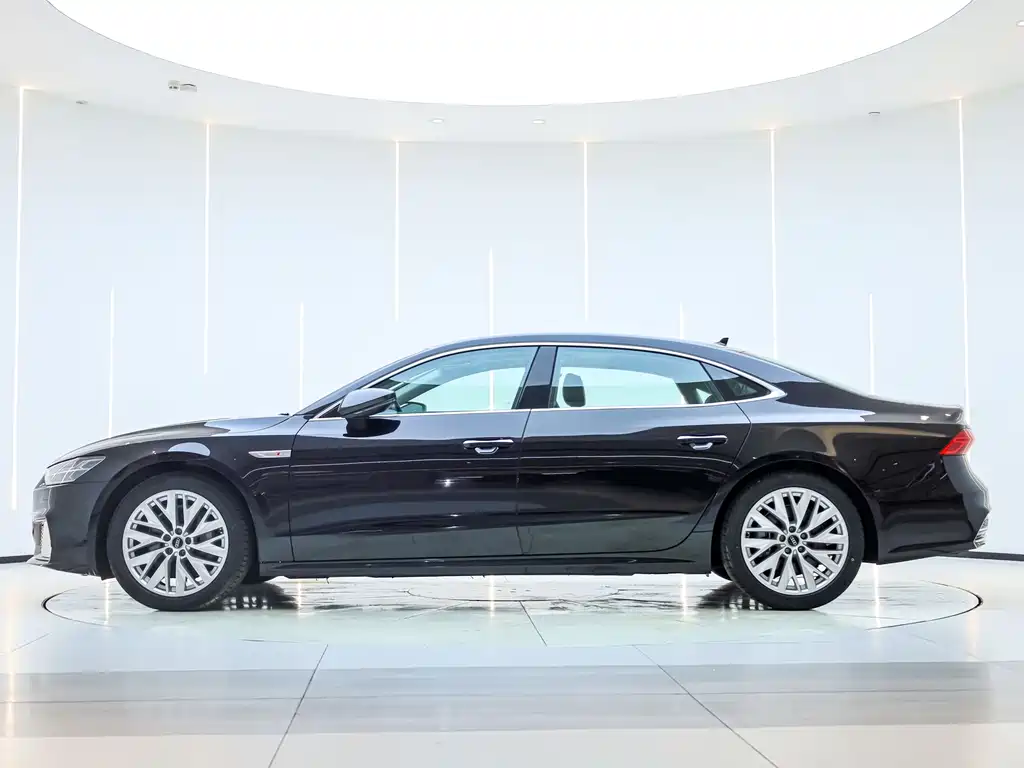 Audi A7L 2024 45TFSI S-line