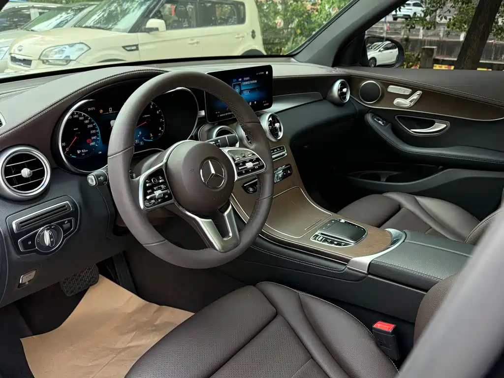 Mercedes-Benz GLC 2022 GLC 300 L 4MATIC