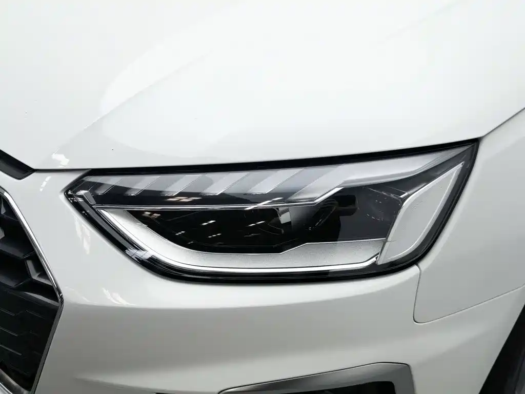Audi A4L — миниатюра 7