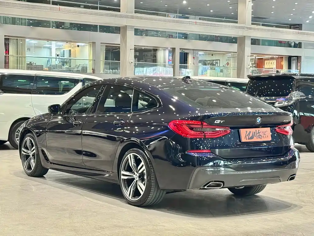 BMW 6 SERIES GT