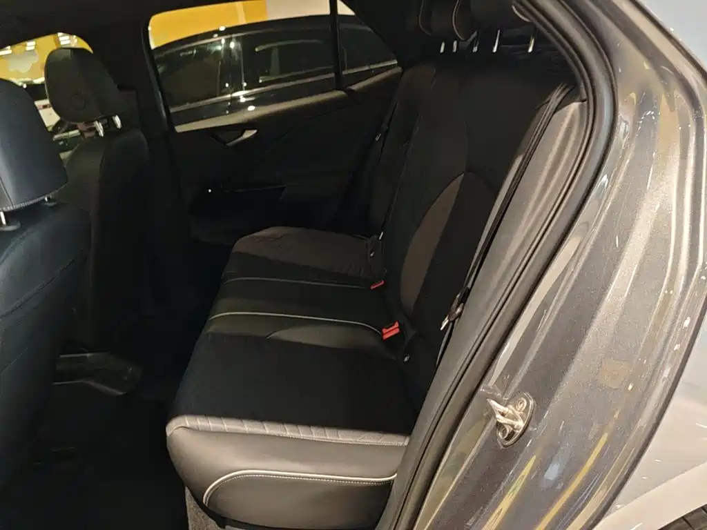 Volkswagen ID.3 — миниатюра 17