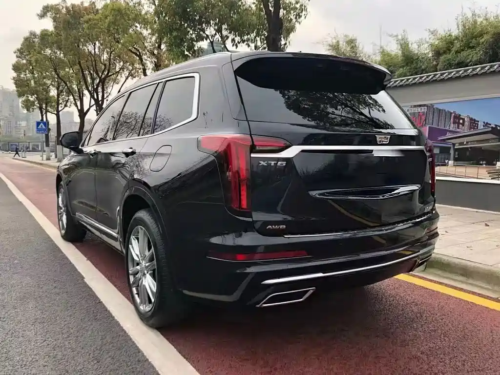 Cadillac XT6 — миниатюра 7