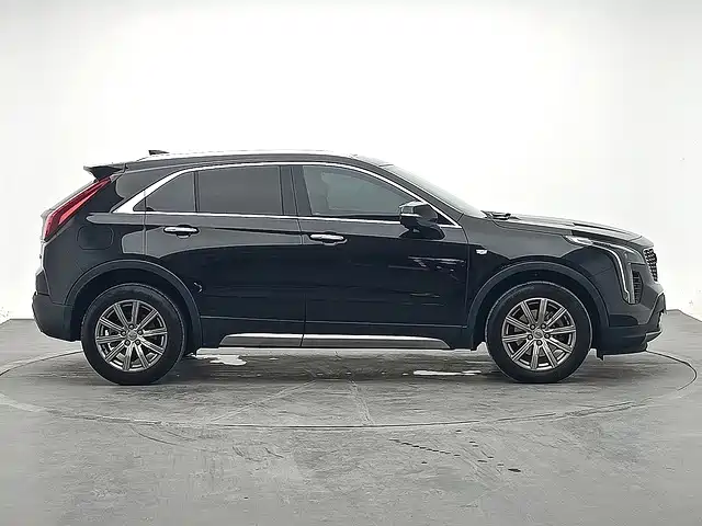 Cadillac XT4 — миниатюра 5