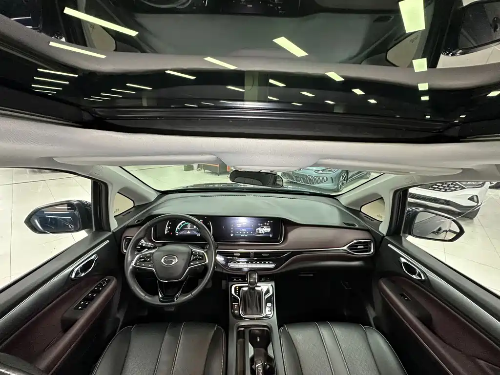 GAC Motor Trumpchi M6 — миниатюра 9