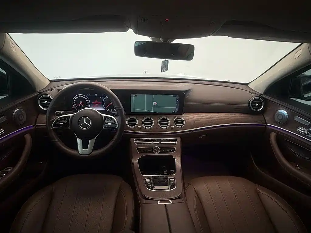 Mercedes-Benz E-Class E 2020 E 300 L Fashion