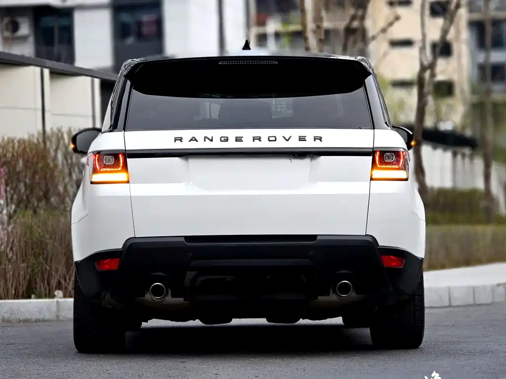 Land Rover Range Rover Sport 2017 3.0 SC V6 SE