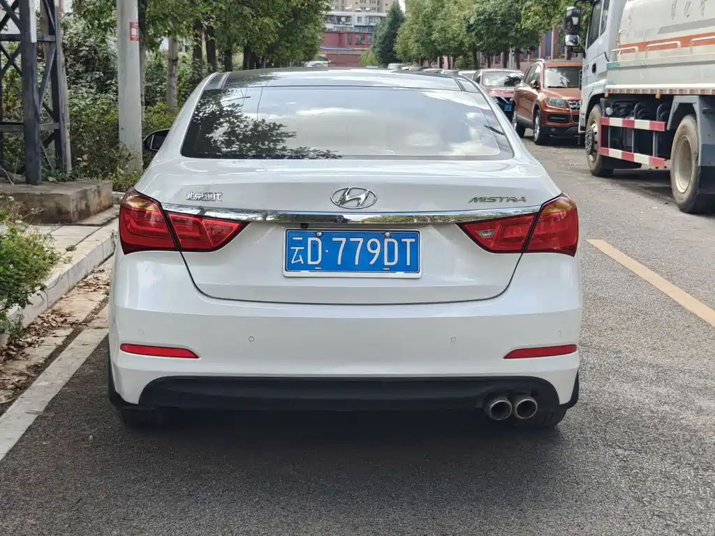 Hyundai Mistra — миниатюра 6